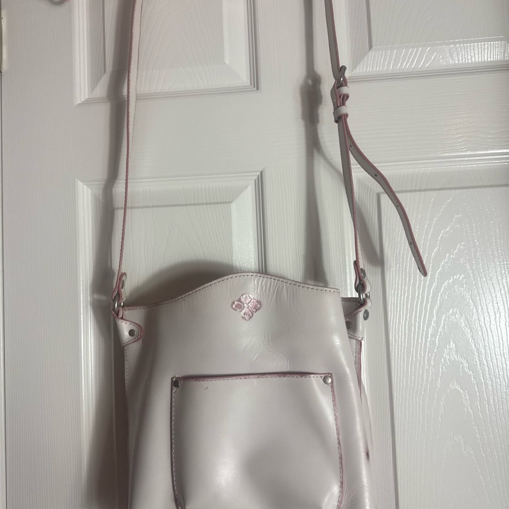 Patricia Nash Shoulder Bag - Picture 3 of 9